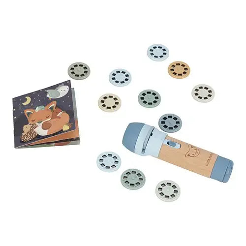 Little Dutch | Bedtime Stories | Zaklamp met Houten Handvat | Mini Projector | Blauw | 13 dlg | 4+