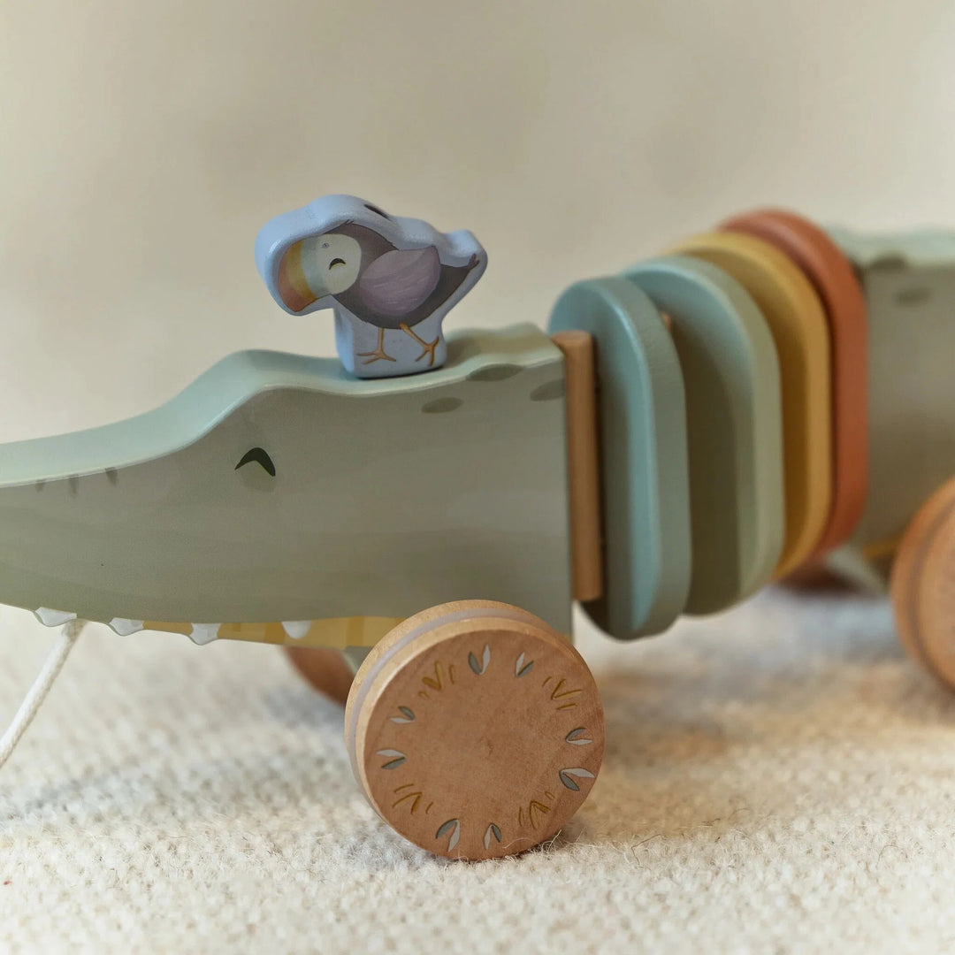 Little Dutch | Houten Trekfiguur  | Safari Friends | Alligator | 32 x 10 x 12 cm | 1+
