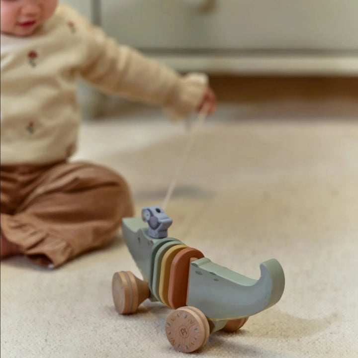 Little Dutch | Houten Trekfiguur  | Safari Friends | Alligator | 32 x 10 x 12 cm | 1+