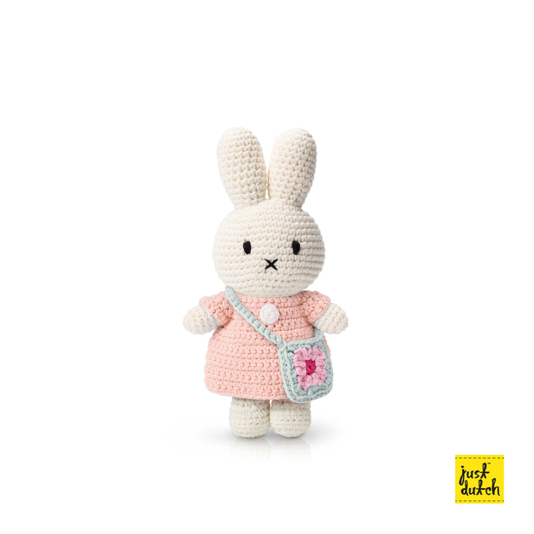 Gehaakte Knuffel | Miffy/Nijntje | Pastel Pink Dress | Flowerbag | 25 cm | 100 % Cotton | 0+