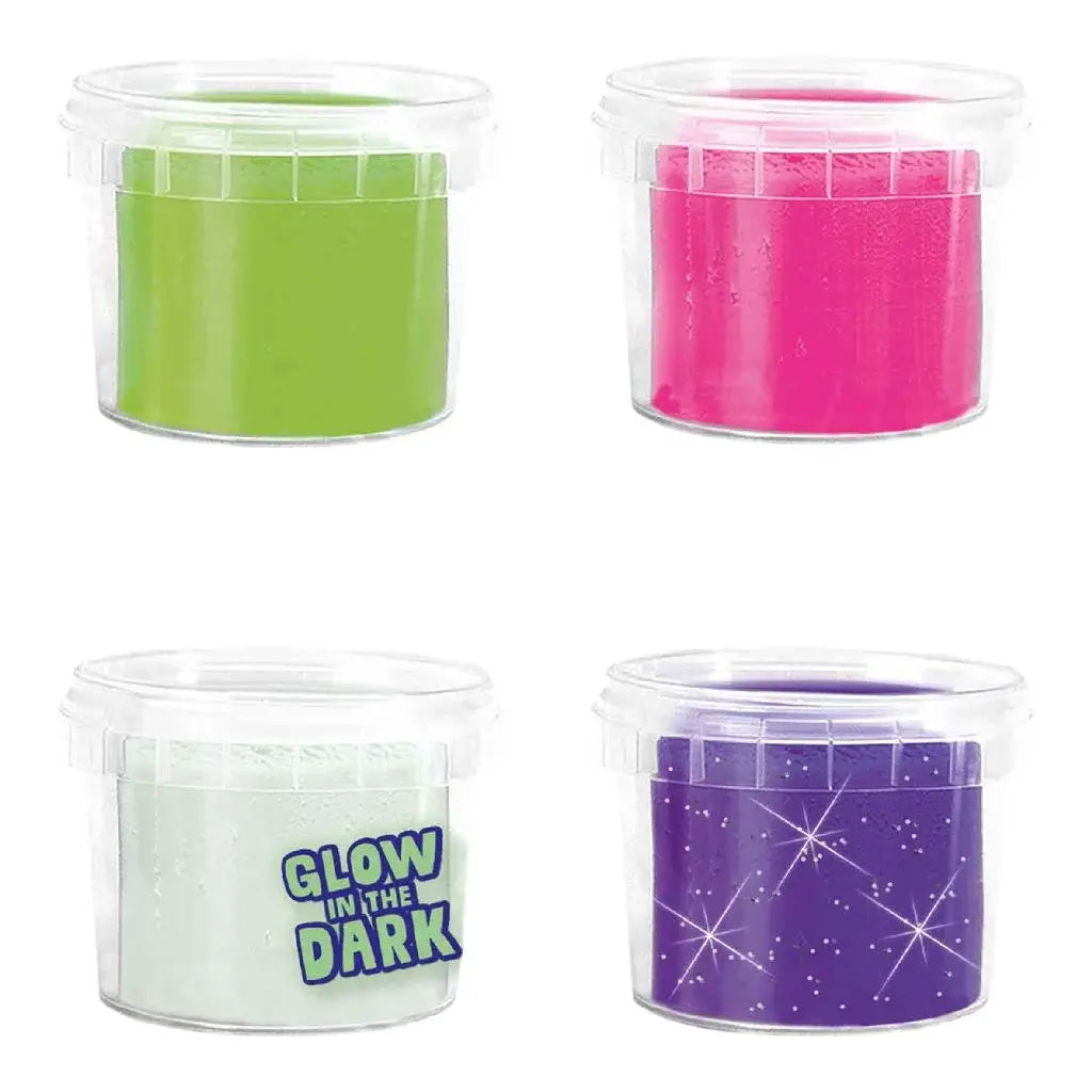 Vier potjes SES Glow-klei met een glow-in-the-dark-potje en glitterpaarse klei