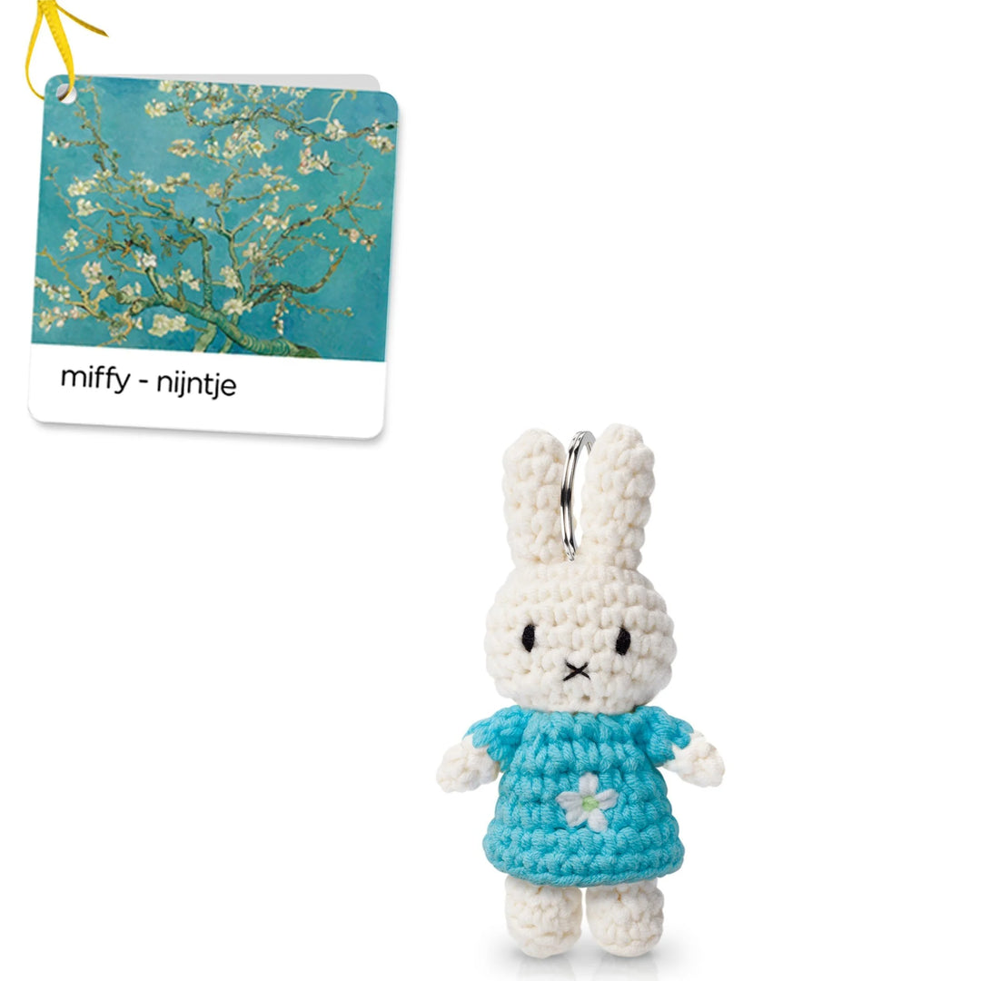 Gehaakte Knuffel | Miffy/Nijntje | Key Hanger | Almond Blossom | 11 cm | 100 % Cotton | 3+
