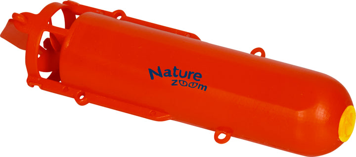 Oranje Nature Zoom bootmotor voor een zelfgemaakt bootje