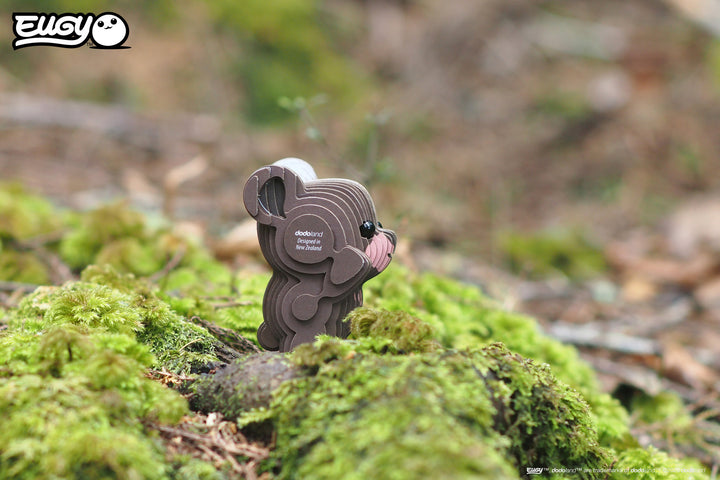 Eugy | 3D Cardboard Model Kit | Wild Life | Beer | 29 stukjes | 6+