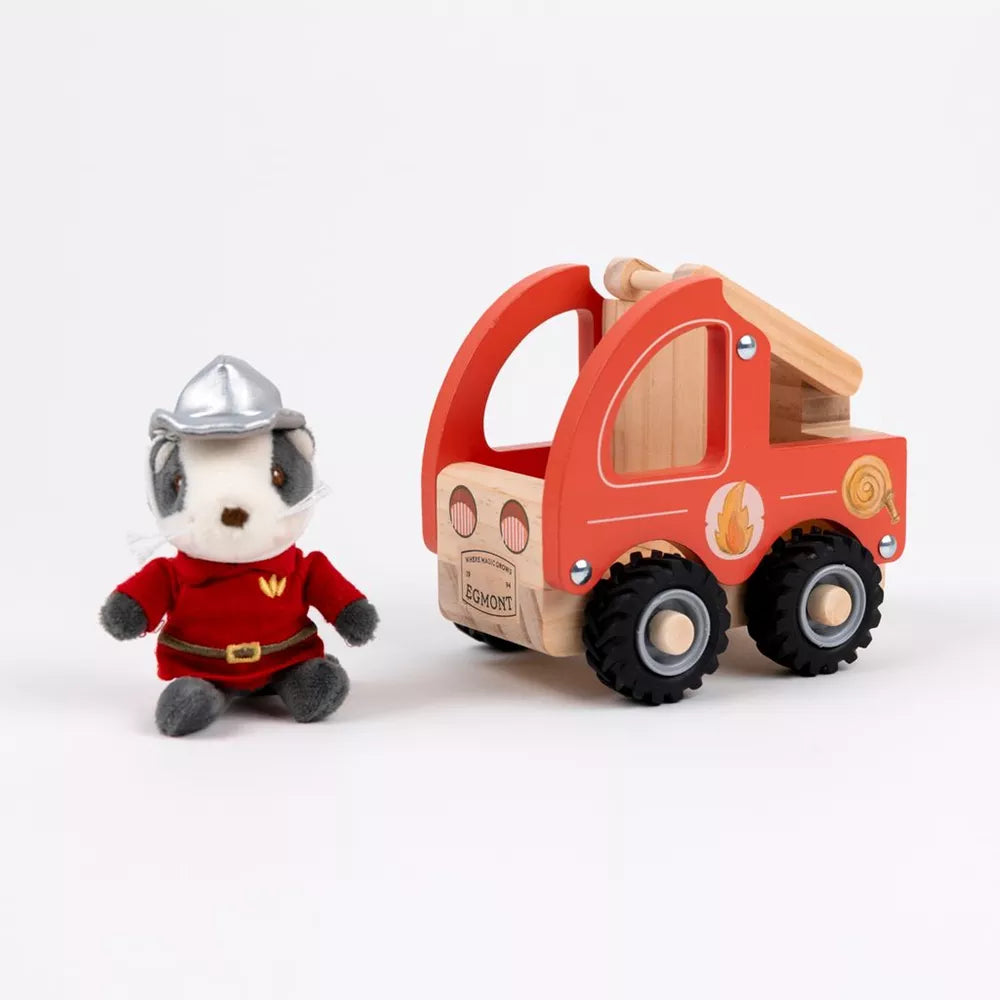Egmont Toys Feuerwehrwagen mit der Feuerwehrkatze daneben