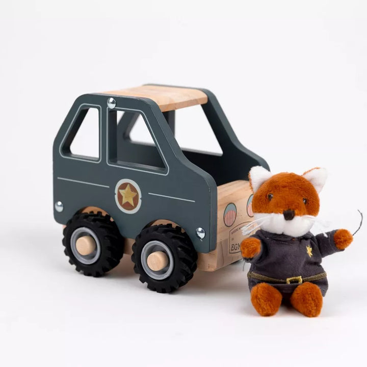 Egmont Toys Polizeiauto mit der Polizeifigur vor dem Wagen