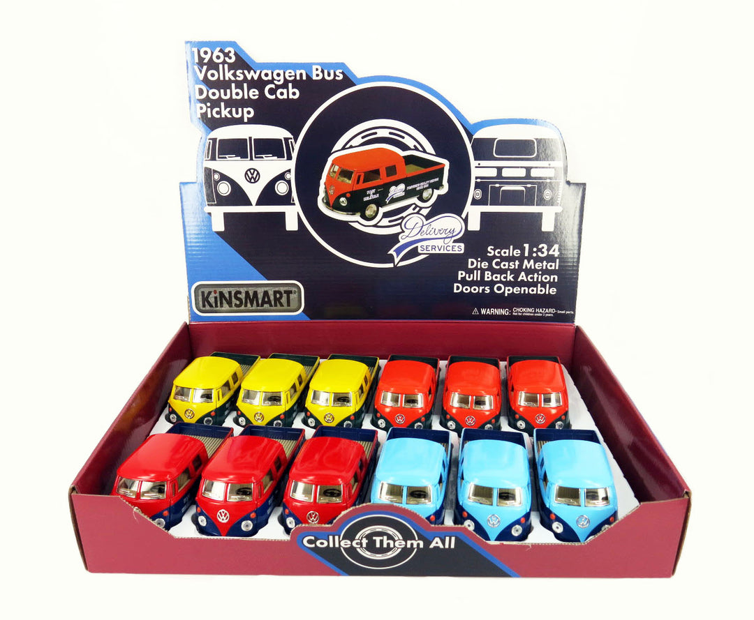 Display met gele, rode en blauwe Kinsmart Volkswagen Bus Pickups uit 1963