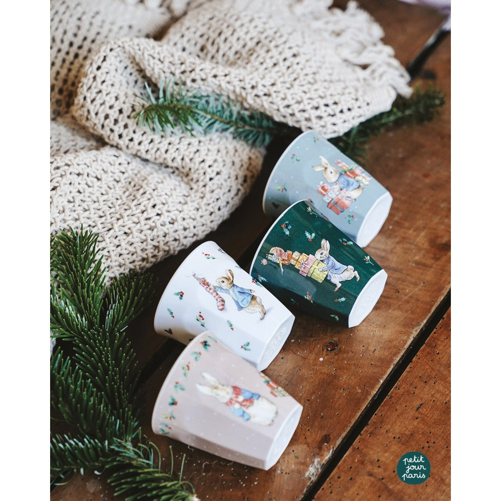 Vier Petit Jour Peter Rabbit Christmas bekers met verschillende kerstmotieven
