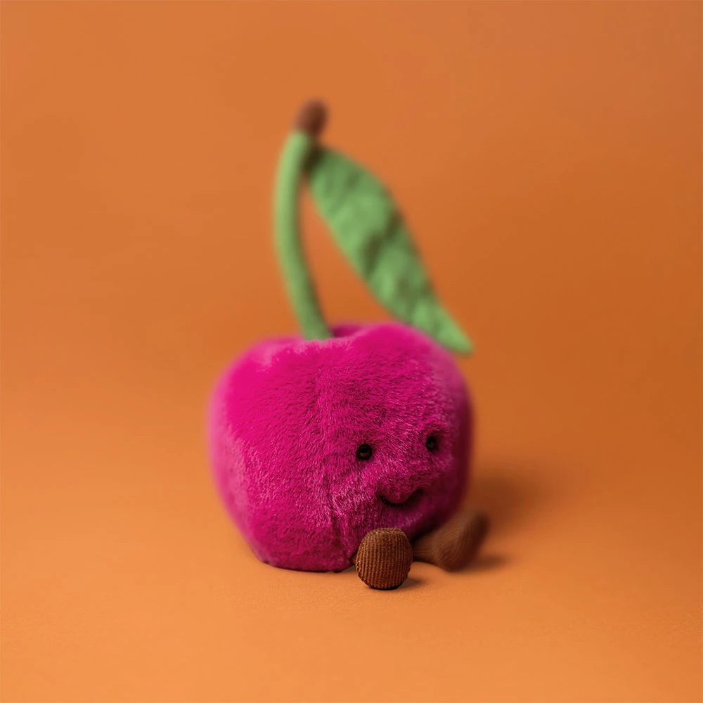 Jellycat Amuseables Cherry, schuin vooraanzicht