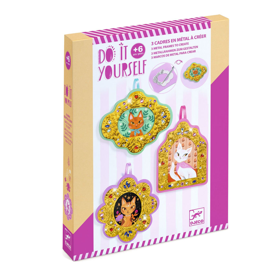 Djeco | Embossing | Portrait gallery | 6-10 years - product packaging in perspective