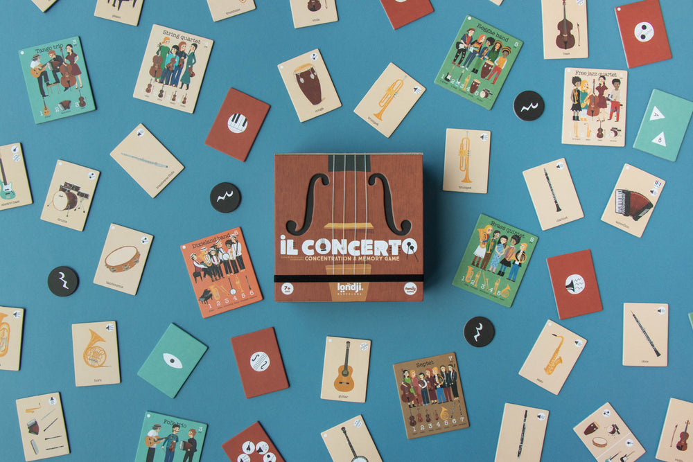 Box and playing cards of the Londji game Il Concerto