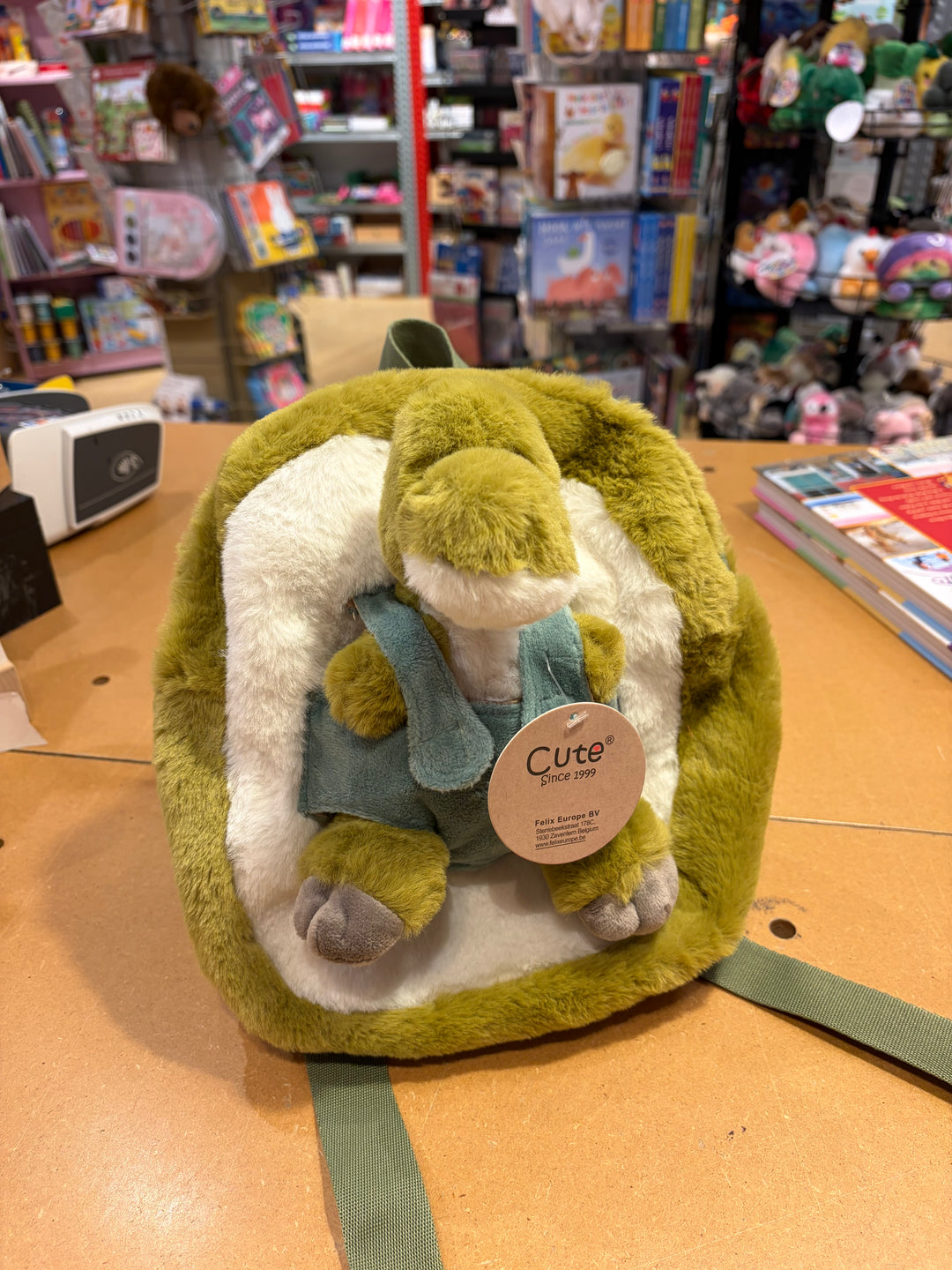 Cute by Felix | Plush Backpack | 30 cm | with Cuddly Toy | Army Green