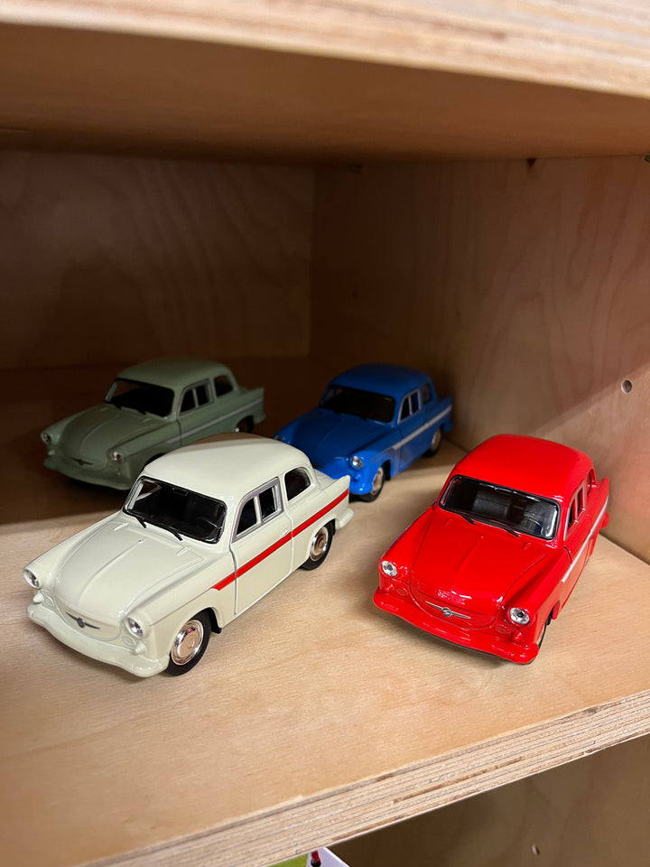 Goki | Metalen Auto | Trabant P50 | Pull back | 1:38 | 11 cm | 3+