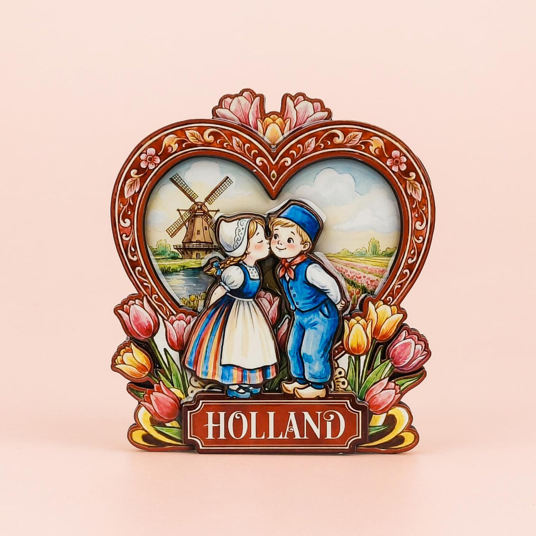 Matix-koelkastmagneet met Hollands kuspaartje in een hart, tulpen, molen en het opschrift Holland