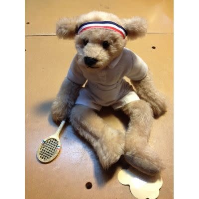 Bearly There , Teddy Bear Elbo Tennis, 37 cm - Kleine Eland