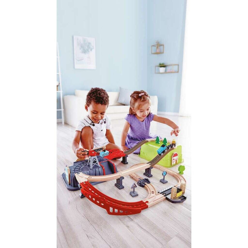 Hape | Railway | Bucket-Builder-Set | 50 delig | 50 x 14 x 80 cm | 3+