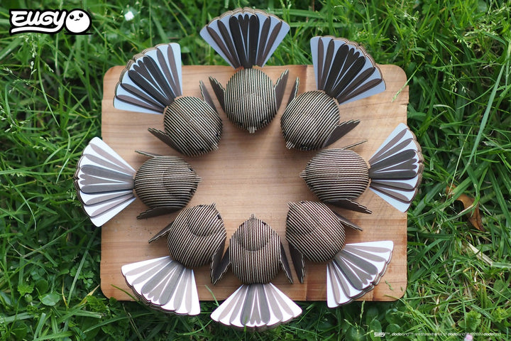 Eugy | 3D Cardboard Model Kit | Bird Life | Fantail | 6+ - Kleine Eland