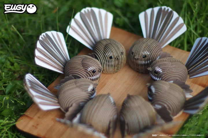 Eugy | 3D Cardboard Model Kit | Bird Life | Fantail | 6+ - Kleine Eland