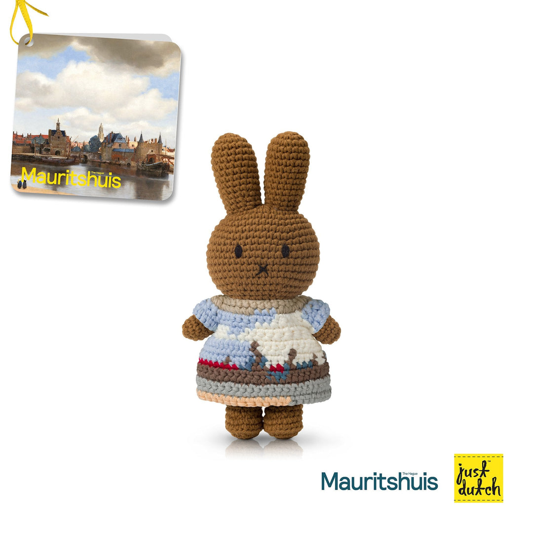 Gehaakte Knuffel | Melanie/Nina | View of Delft Dress | 25 cm | 100 % Cotton | 0+ - Kleine Eland