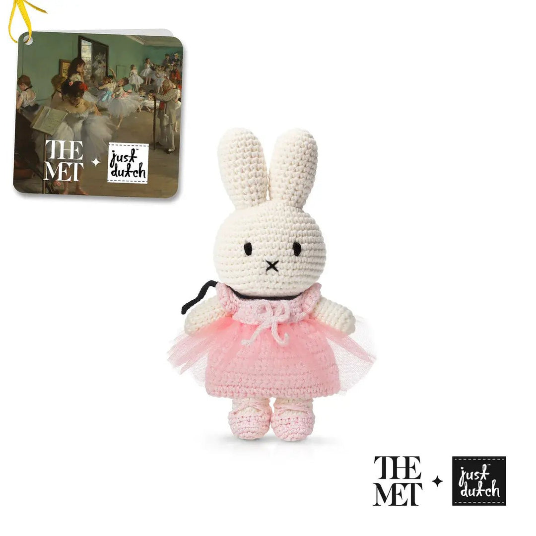 Gehaakte Knuffel | Miffy/Nijntje | Degas Outfit | 25 cm | 100 % Cotton | 0+ - Kleine Eland