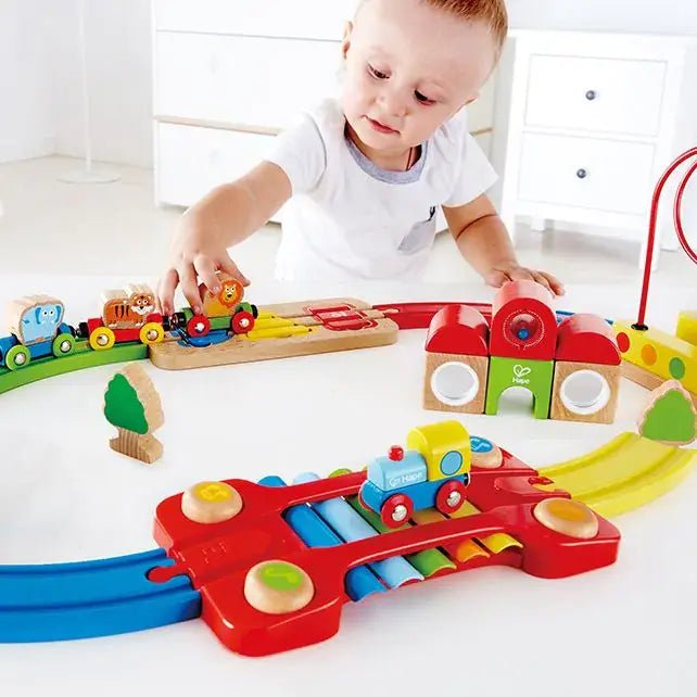 Hape | Railway | Rainbow Puzzle Railway | (past op de treintafel )3+ - Kleine Eland