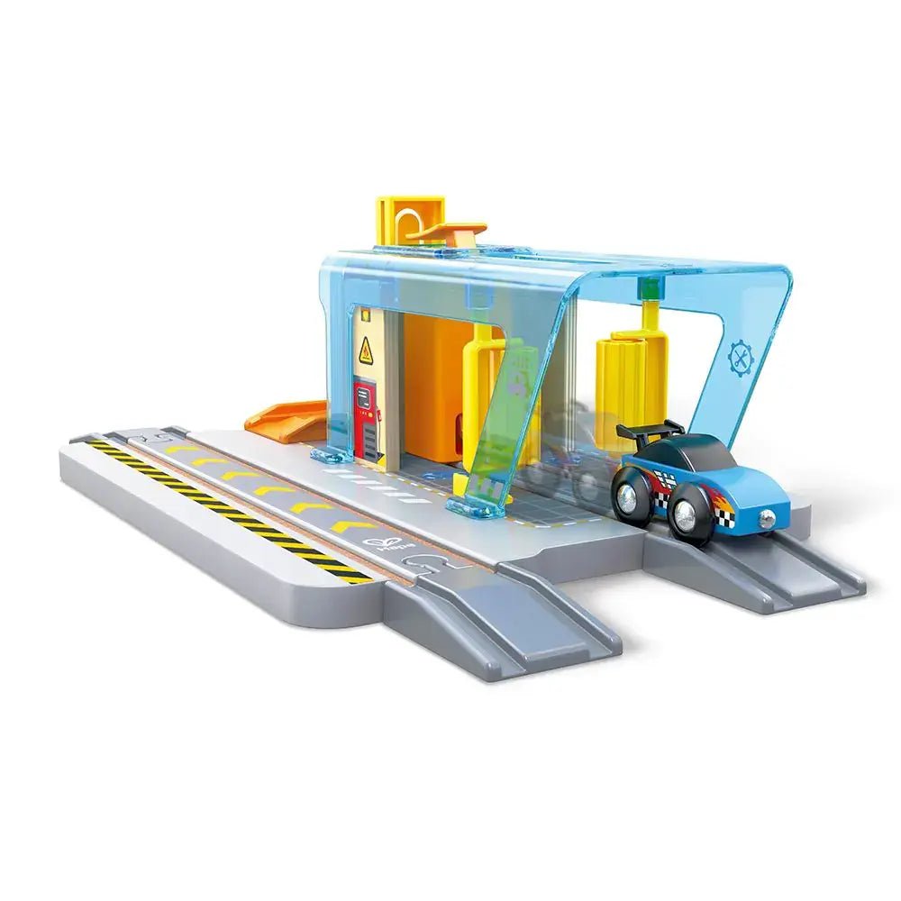 Hape | Railway | Repair &amp; Wash Station | 3+ - Kleine Eland