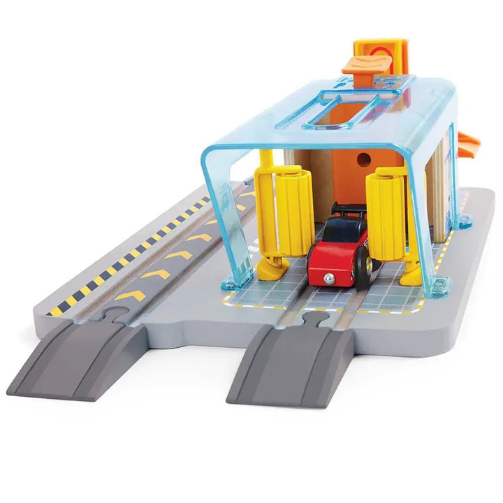 Hape | Railway | Repair &amp; Wash Station | 3+ - Kleine Eland