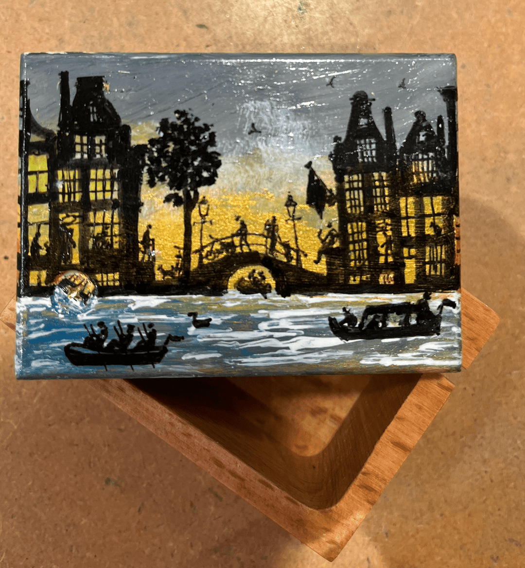 Houten Kistje | met de hand beschilderd | inclusief Muziekmechaniek van € 7,50 - Kleine Eland