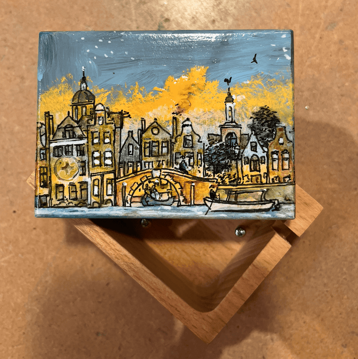 Houten Kistje | met de hand beschilderd | inclusief Muziekmechaniek van € 7,50 - Kleine Eland