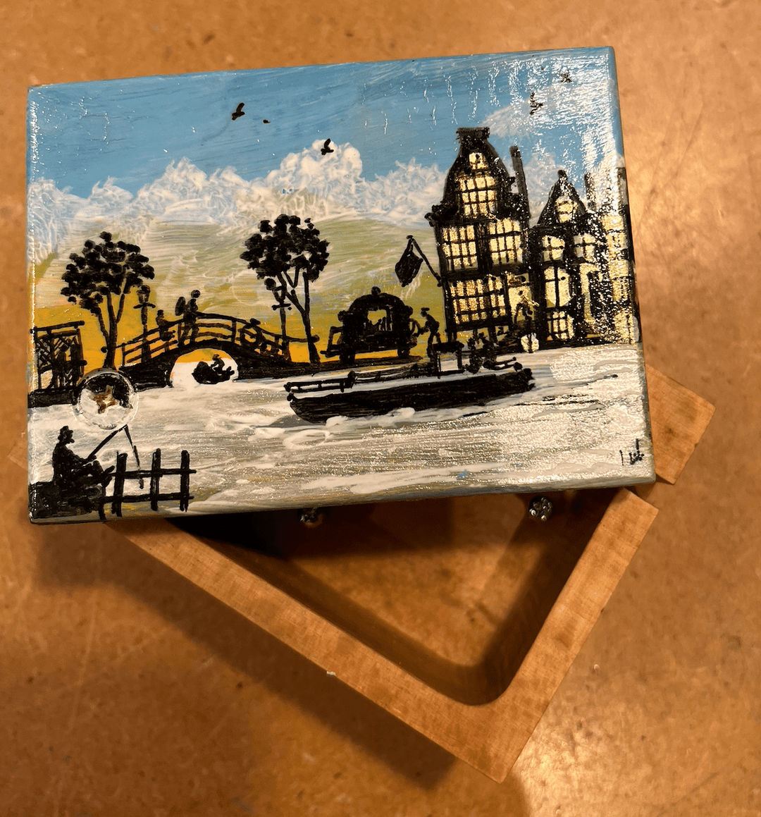 Houten Kistje | met de hand beschilderd | inclusief Muziekmechaniek van € 7,50 - Kleine Eland