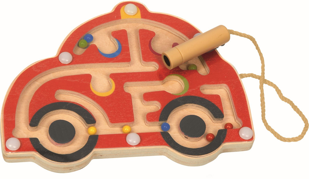 Houten magnetisch labyrint in autovorm met magnetische pen