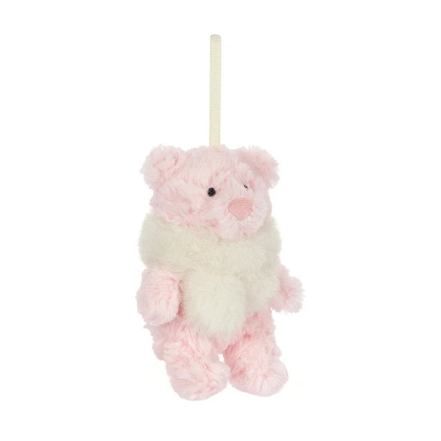 Jellycat Leola Bear Winter Warmer Decoration: roze pluchen beer met crèmekleurige sjaal en ophanglus, voorzijde.