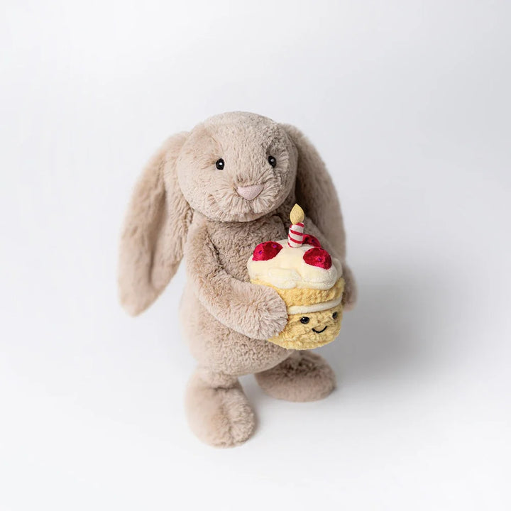 Jellycat Bashful Beige Bunny Birthday Original - zijaanzicht