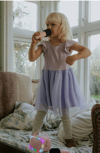 Lalarma | Kids Karaoke | Duo | 2 Bluetooth - microfoons en luidspreker met licht | Roze | 5+ - Kleine Eland