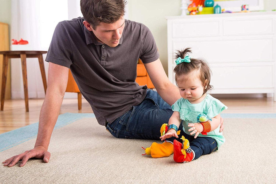 Lamaze | Pols - en Voetrammelaars | 0+ - Kleine Eland