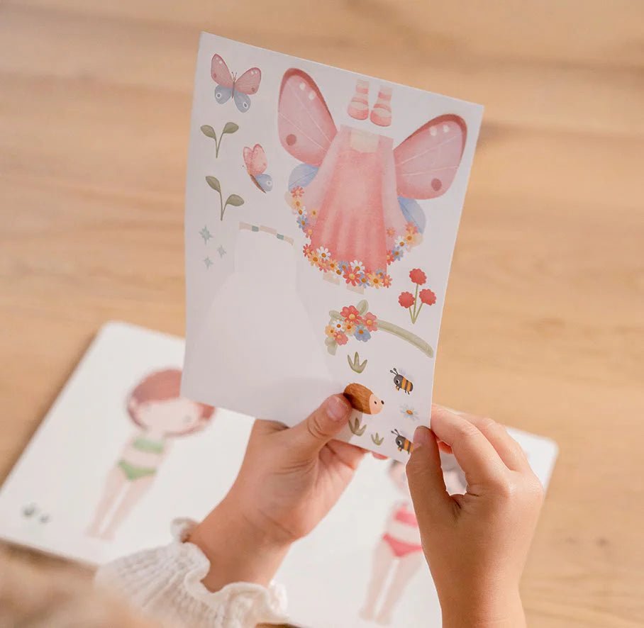 Little Dutch | Aankleed - en stickerboek | Rosa &amp; Friends | 3+ - Kleine Eland