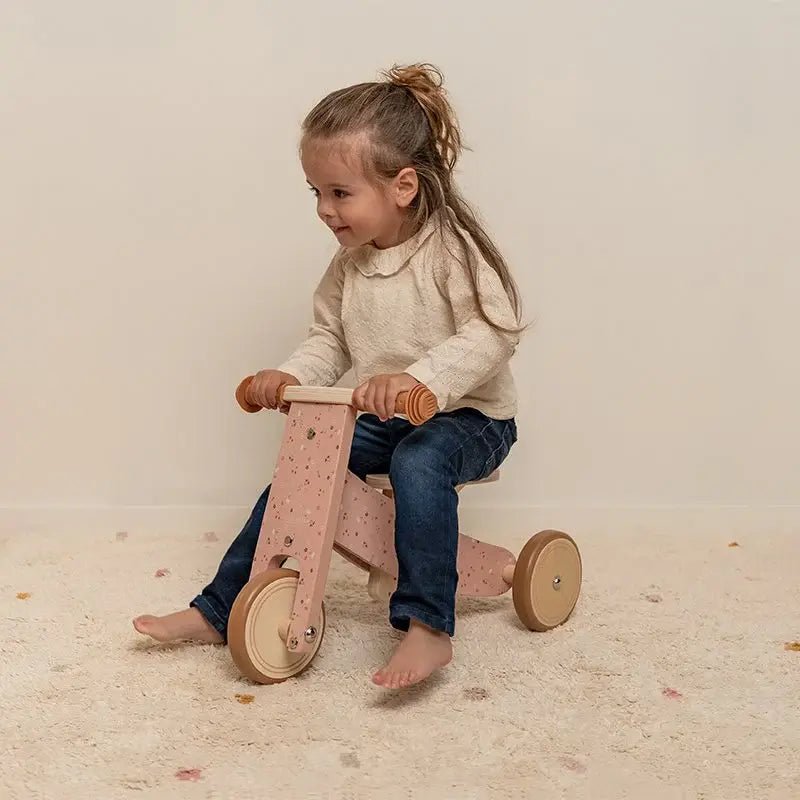 Little Dutch | Houten Loopfiets | Driewieler | Roze | zithoogte 25 - 29 cm |1+ - Kleine Eland
