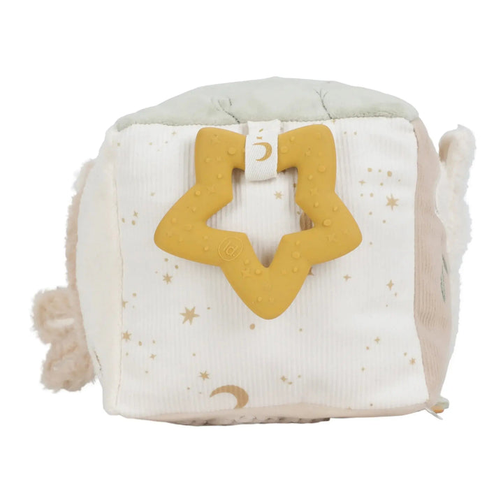 Little Dutch | Stoffen Kubus | Activiteitenkubus met rammelaar | Newborn Naturals | 14 cm | 0+ - Kleine Eland