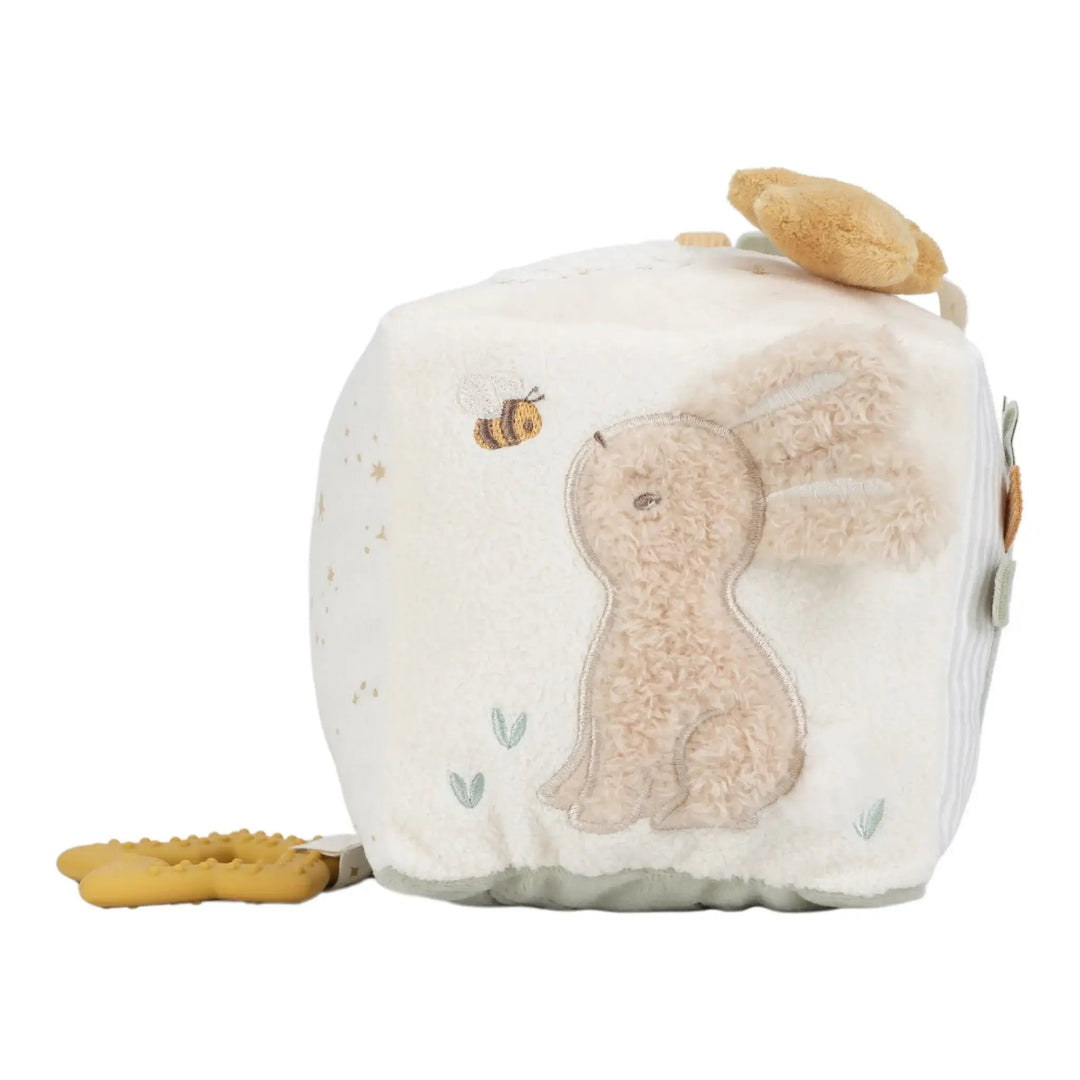 Little Dutch | Stoffen Kubus | Activiteitenkubus met rammelaar | Newborn Naturals | 14 cm | 0+ - Kleine Eland