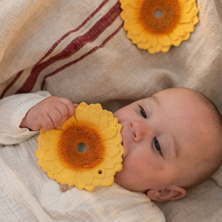 Oli &amp; Carol | Sun the Sunflower | Rubber Bijtspeeltje | 100% Organisch | 0+ - Kleine Eland