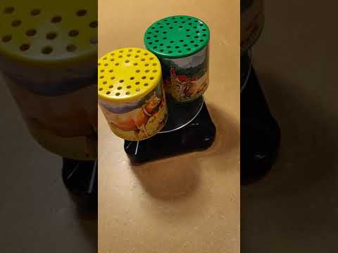 Cow Voice box | box with cow sound | diameter 5.8 cm | 3+