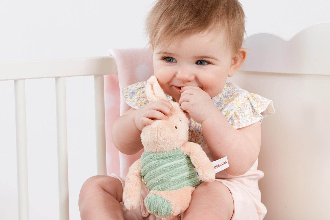 Rainbow Design | Disney soft Toy | Classic Piglet | 17 cm | 0+ - Kleine Eland