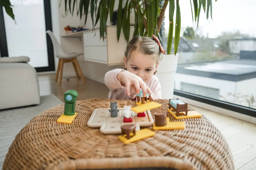 Smartgames | De Wolf en de 7 Geitjes | 48 Opdrachten | 3 - 7 jaar - Kleine Eland