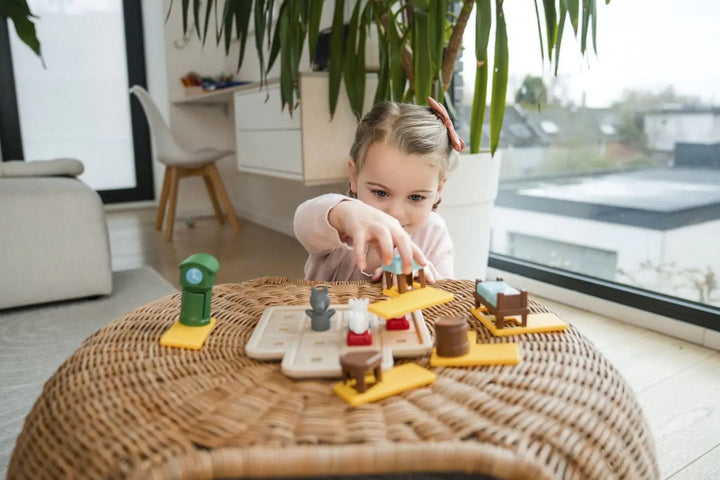 Smartgames | De Wolf en de 7 Geitjes | 48 Opdrachten | 3 - 7 jaar - Kleine Eland