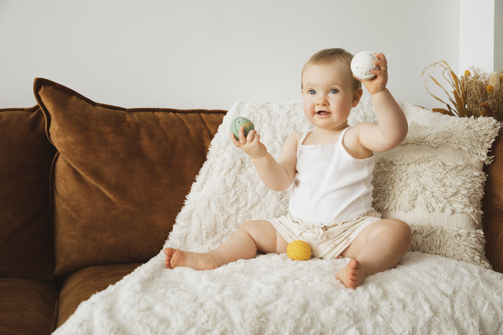 Sophie la Girafe | 5 Senses | Hearing | Musical Balls | 6 cm | + 3 months