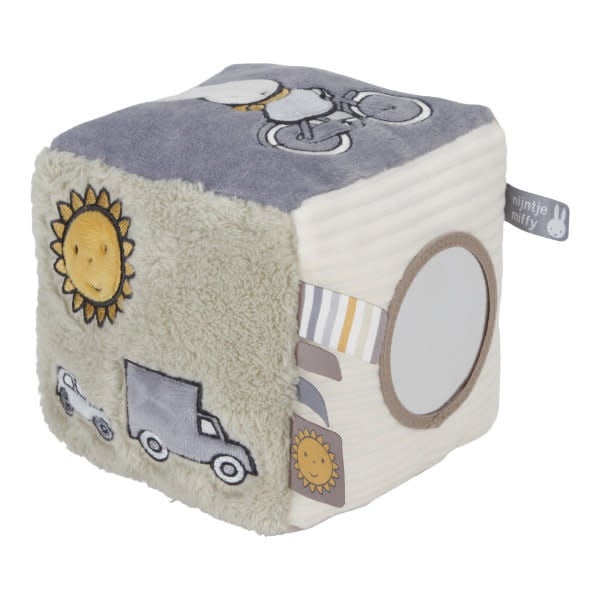 Tiamo | Stoffen Kubus | Activiteitenkubus met rammelaar | Nijntje | Fluffy Green | 14 cm | 0+ - Kleine Eland