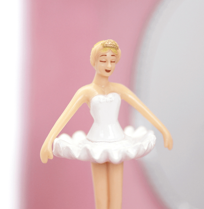 Trousselier | Houten Muziekdoos l Kubus 10,5 x 8,5 cm | Dancer In Tutu | N.Rota | Roméo &amp; Juliette - Kleine Eland
