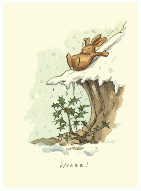 Un lapin saute d’une souche enneigée.